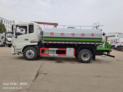 Водовоз -шасси DONGFENG
